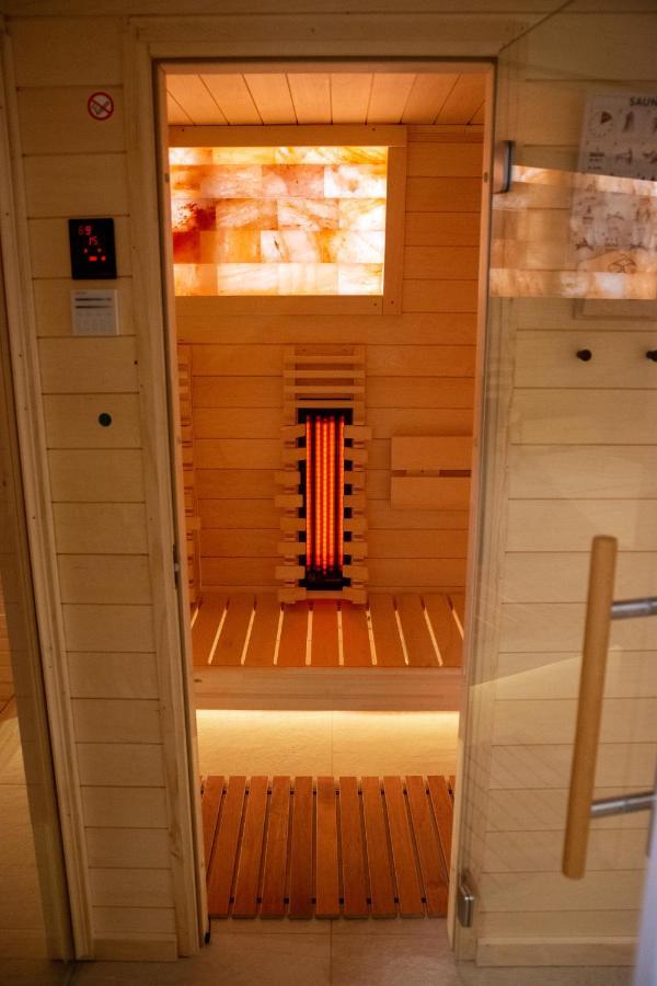 Sauna Studio Near Centre/Airport Prag Dış mekan fotoğraf