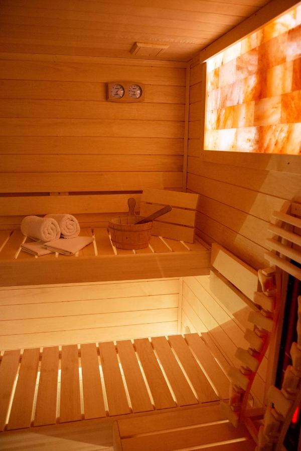 Sauna Studio Near Centre/Airport Prag Dış mekan fotoğraf